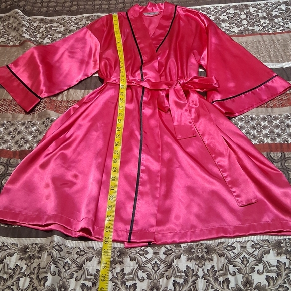 Morgan Taylor Vibrant Pink Satin Robe SzS-M Heart Valentines - Picture 7 of 11
